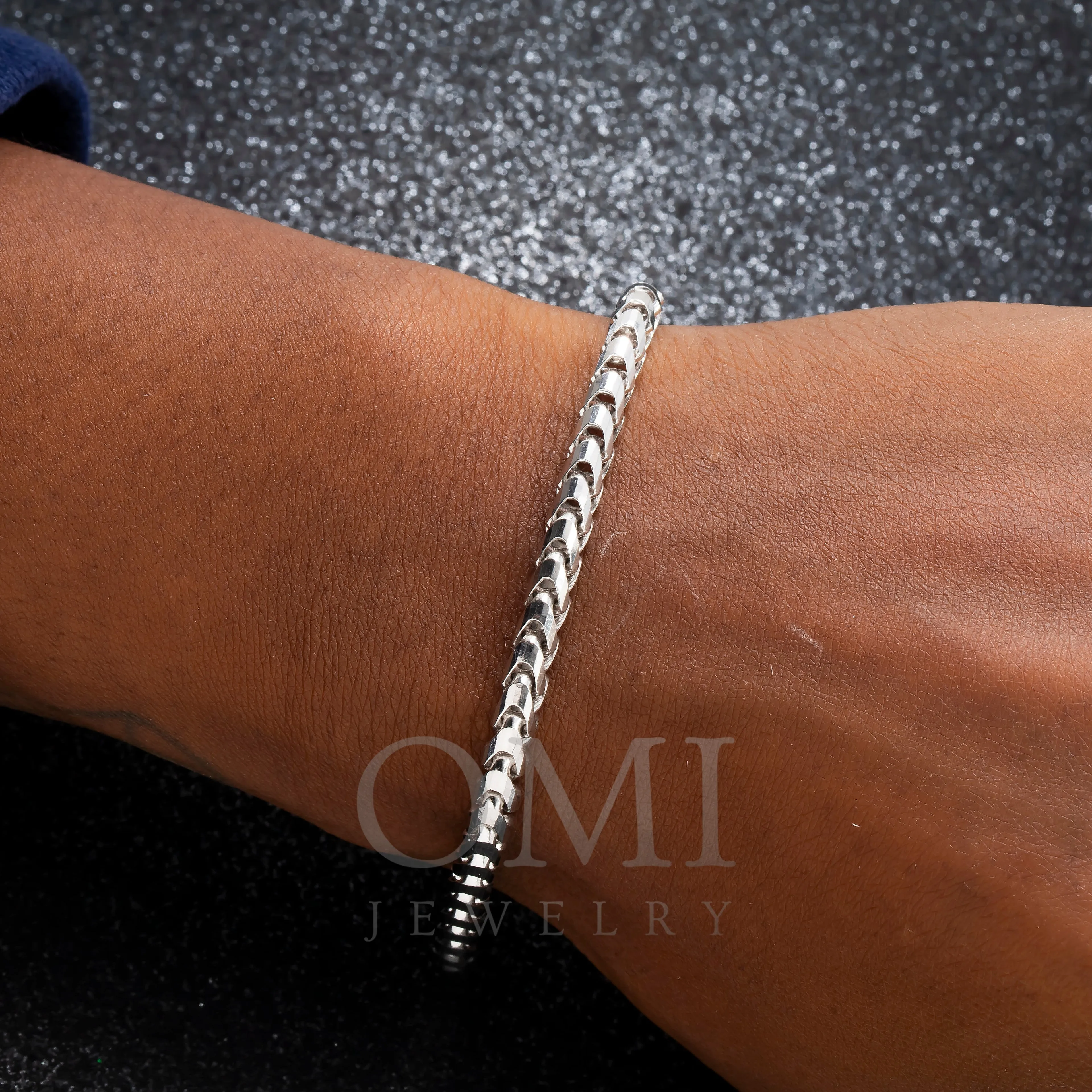 10K GOLD HOLLOW FRANCO CHAIN BRACELET