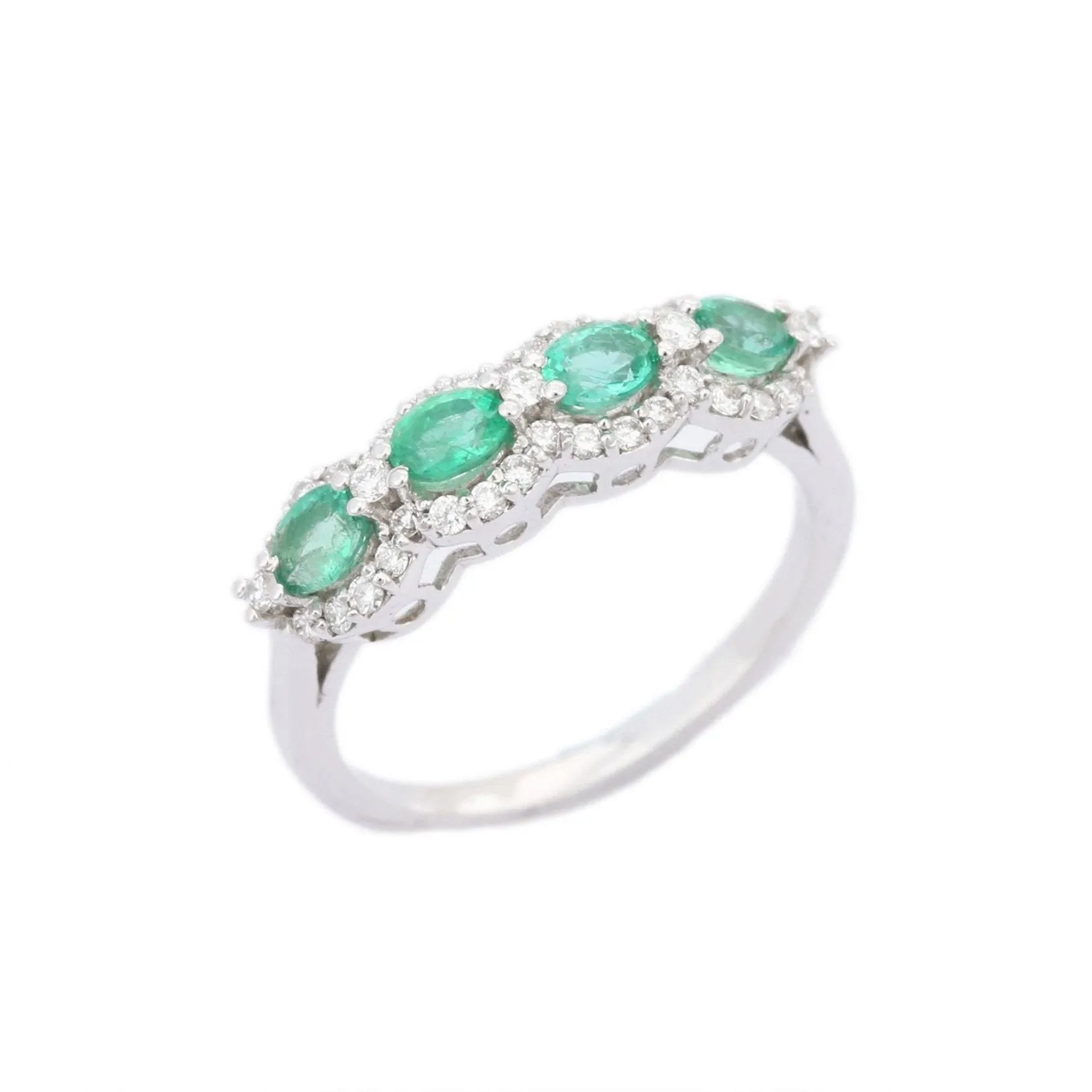 18K White Gold Emerald Ring