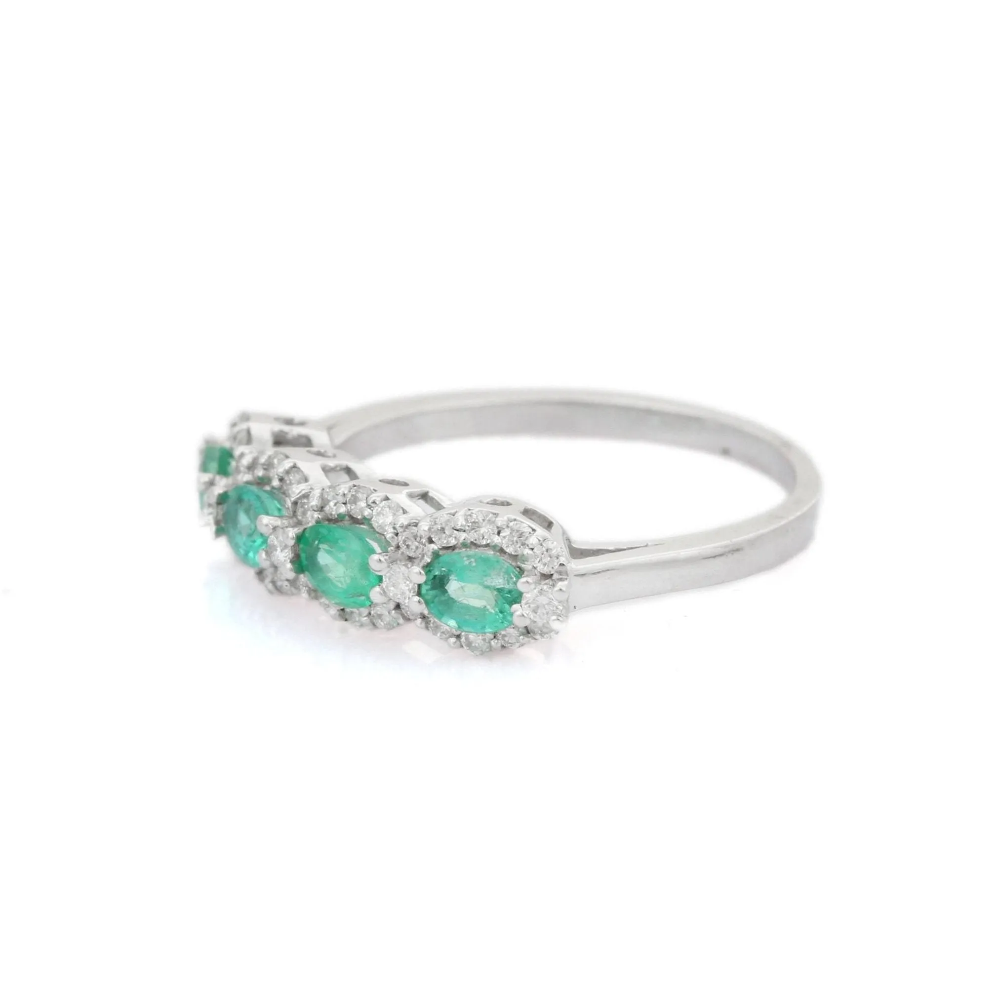 18K White Gold Emerald Ring