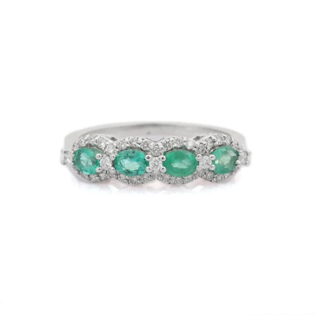 18K White Gold Emerald Ring