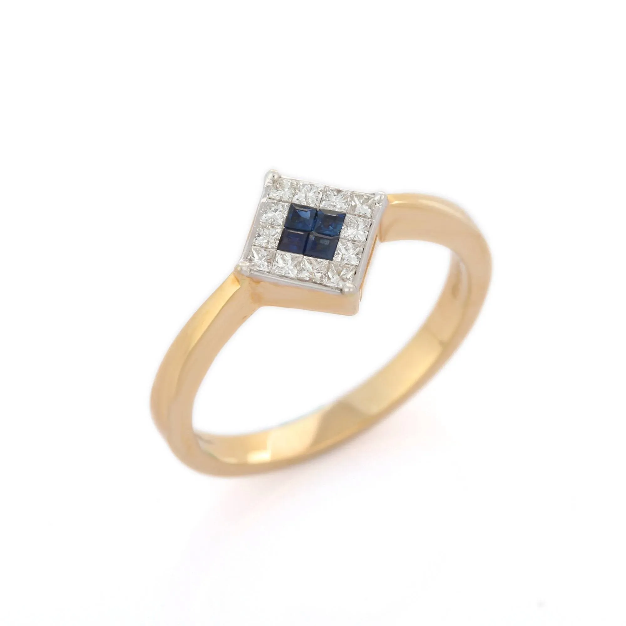 18K Yellow Gold Sapphire Ring