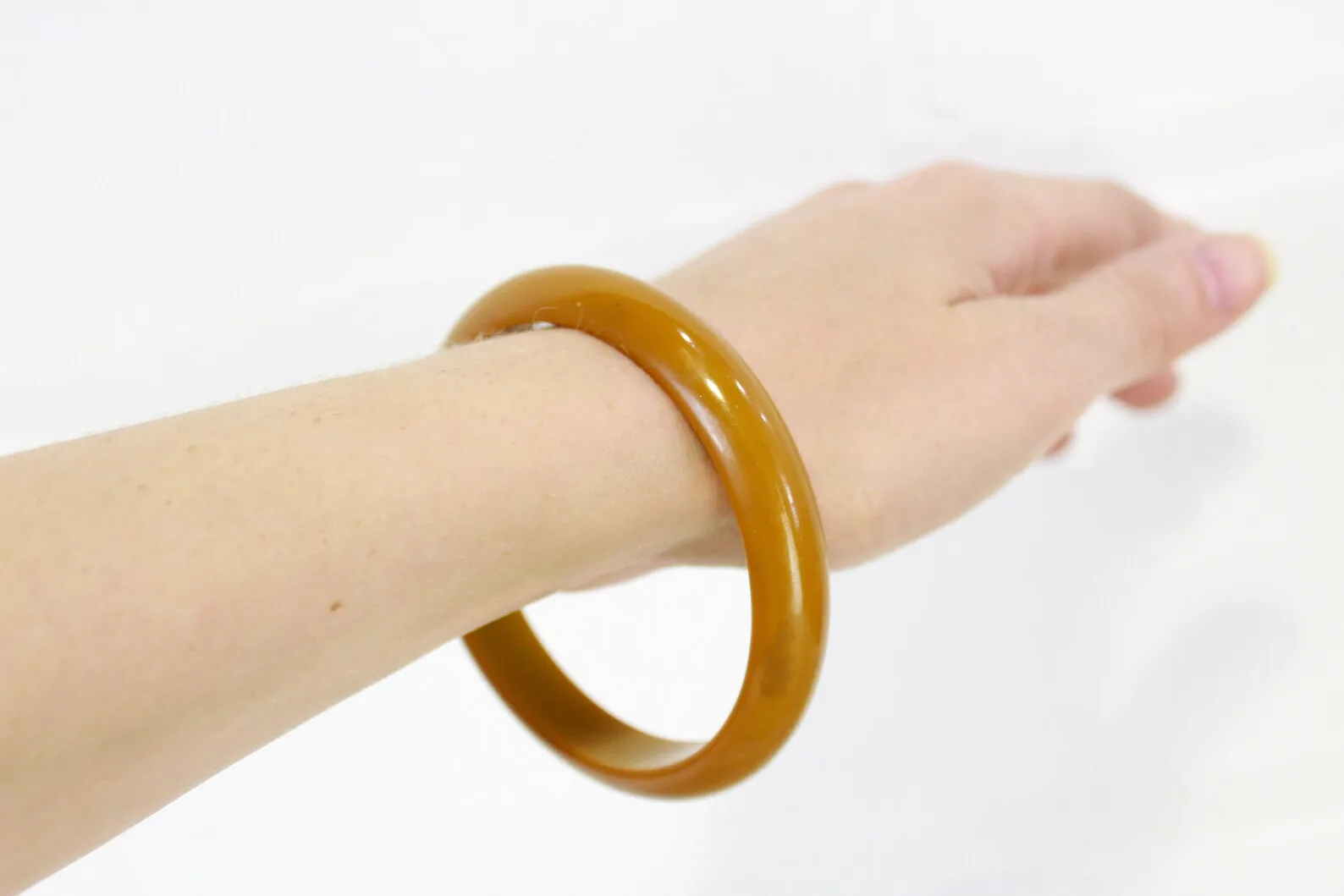 1930s/ 40s Caramel Bakelite Bangle Bracelet