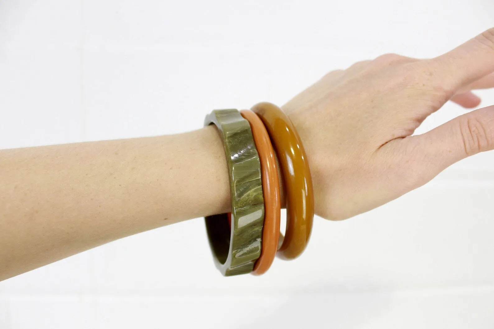 1930s/ 40s Caramel Bakelite Bangle Bracelet