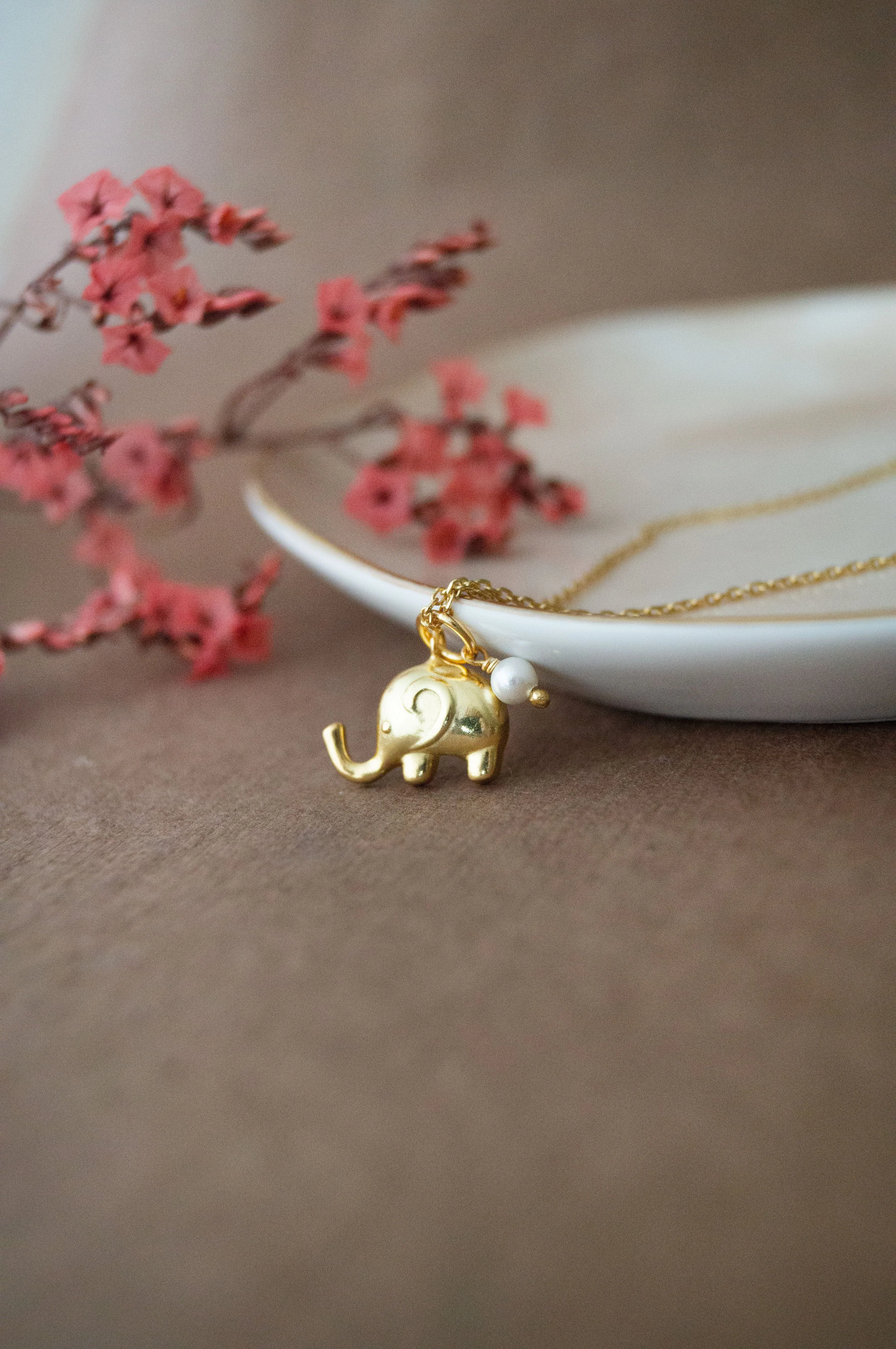 Cute Elephant With Pearl Sterling Silver Charm Pendant With Chain