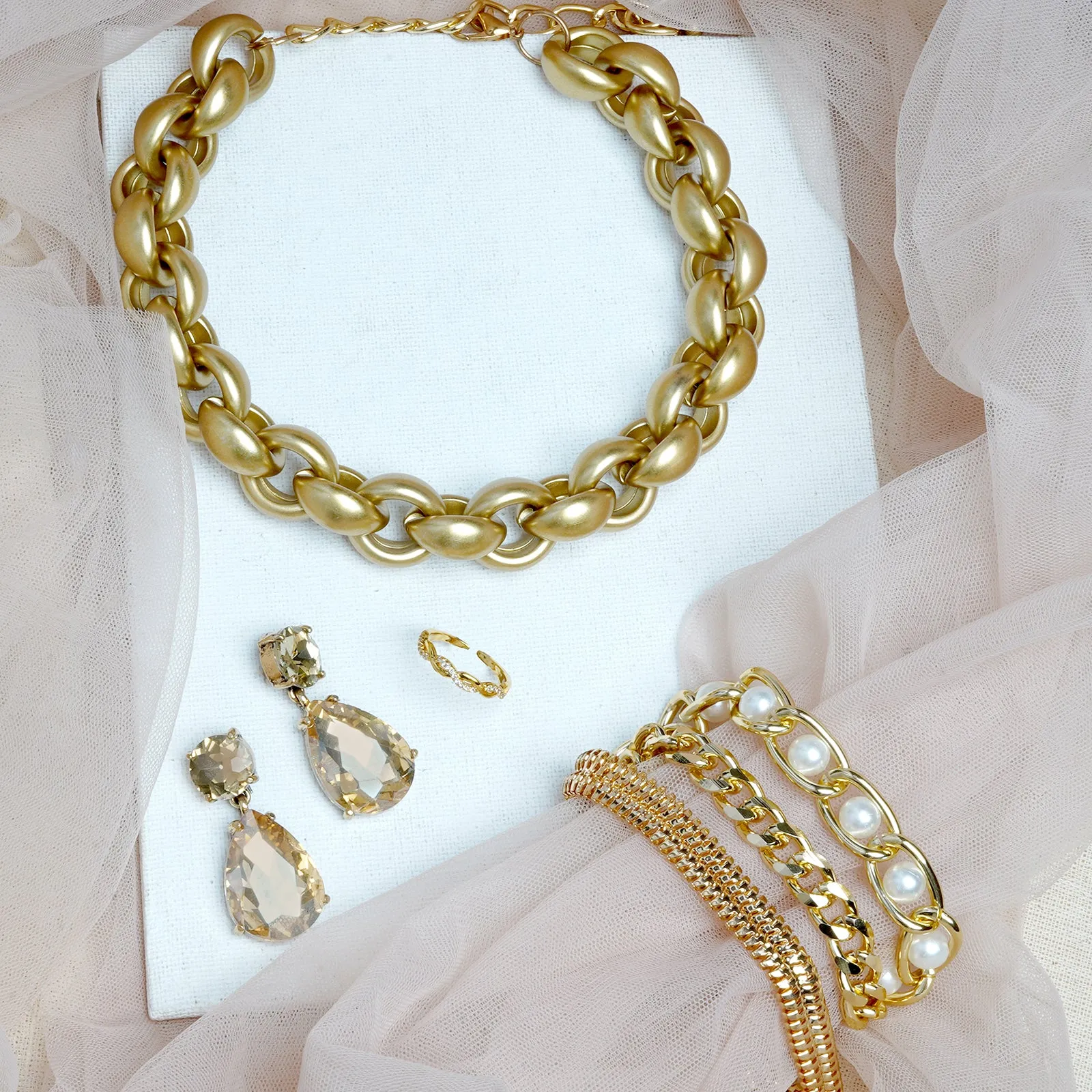 Gold Rad Jewelry Set