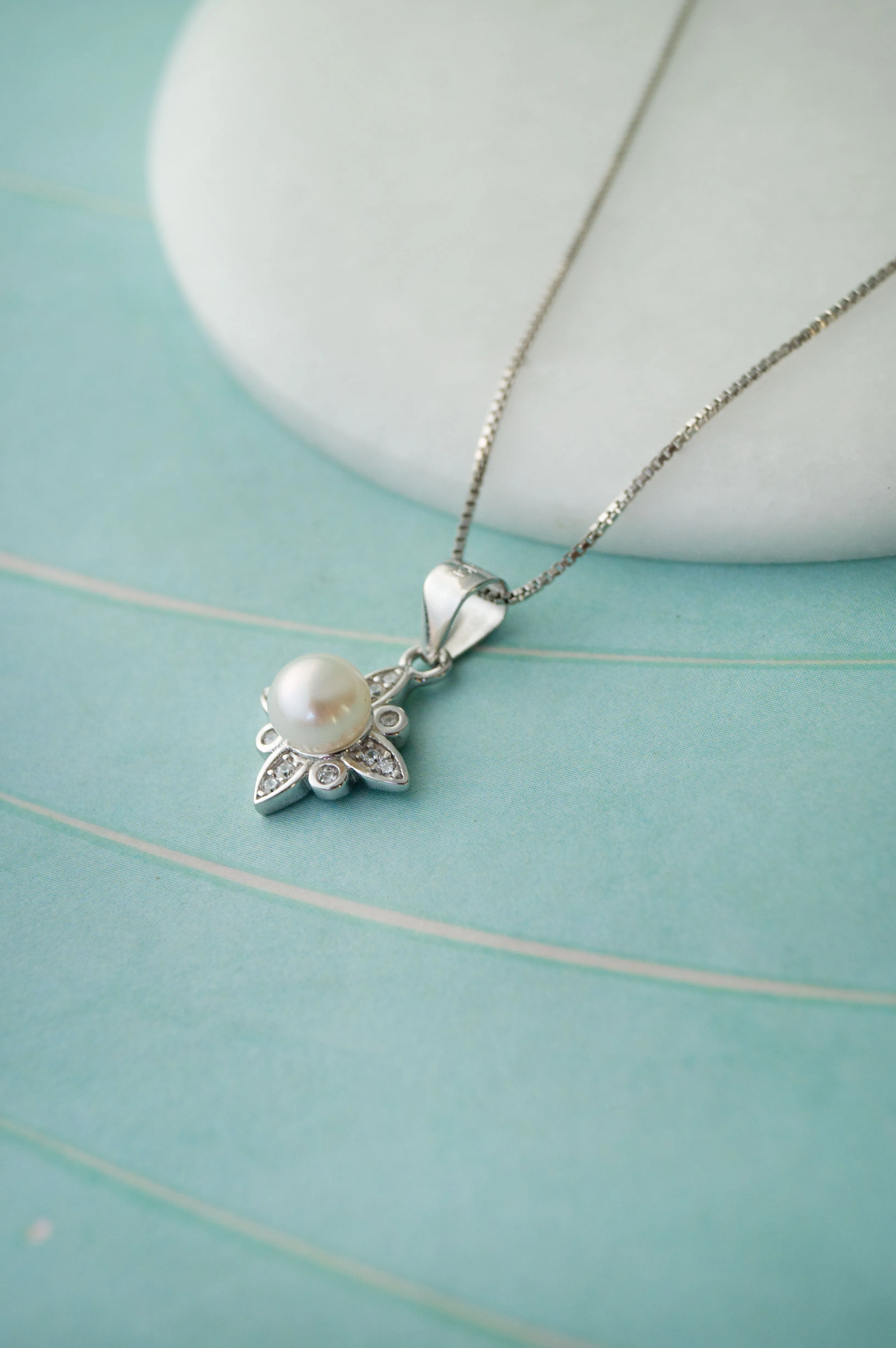 Graceful Pearl Flower Sterling Silver Pendant