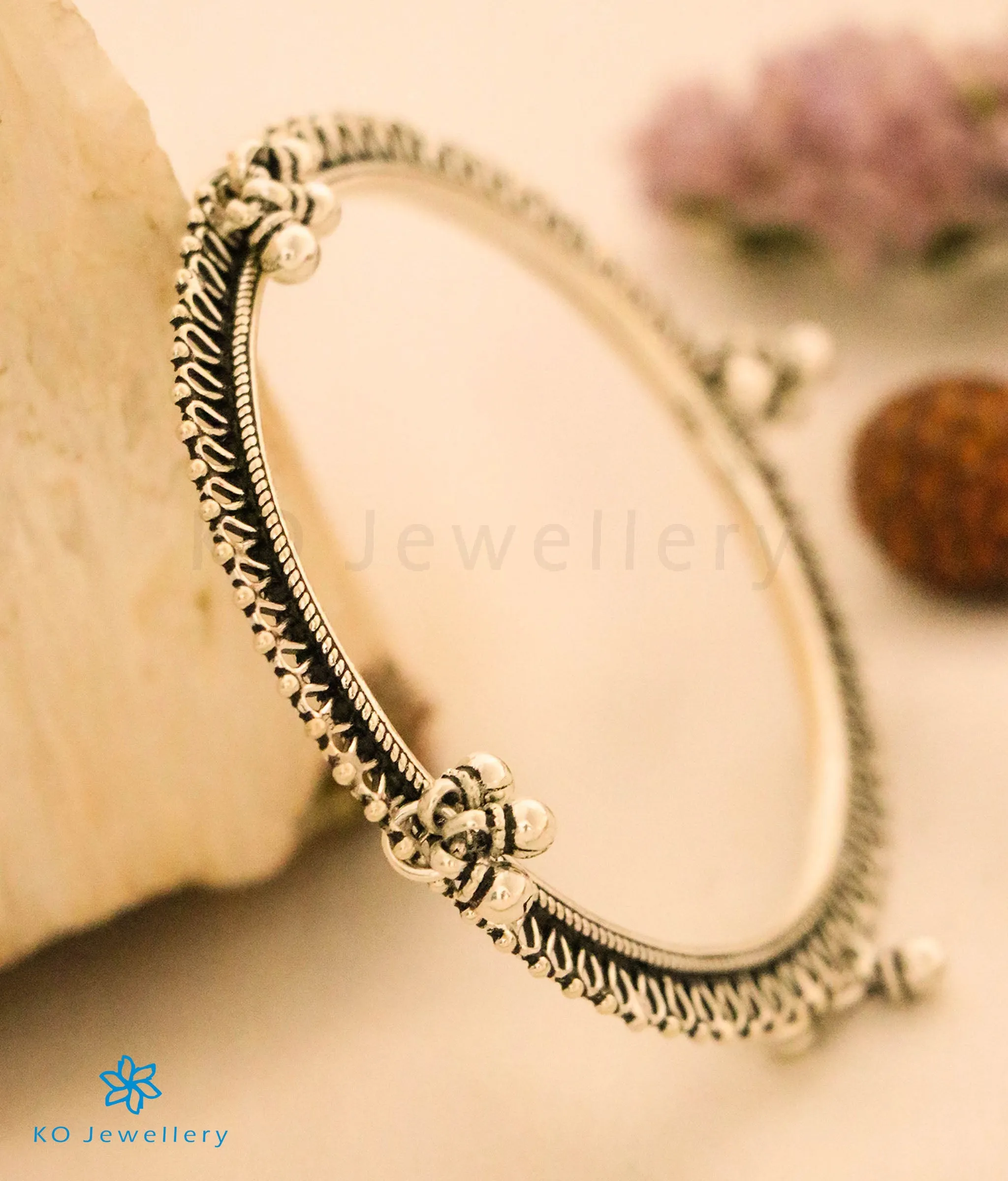 The Tejas Silver Bangle (Size 2.4/2.6)